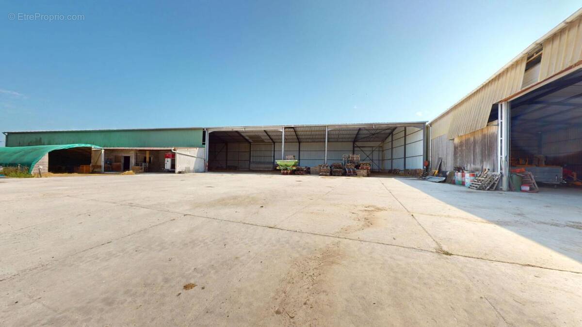 Maison à JOUY-LE-CHATEL