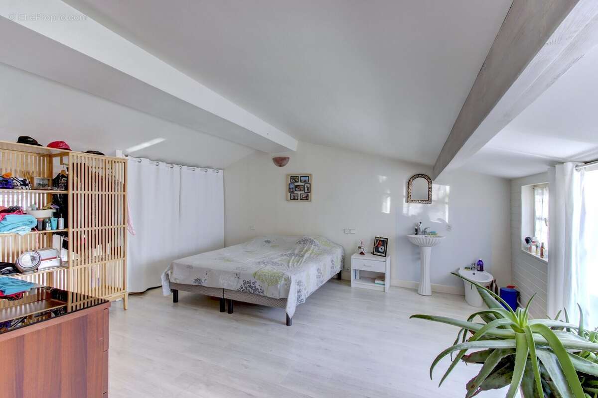 Appartement 140 m² à Bayonne  - photo 7