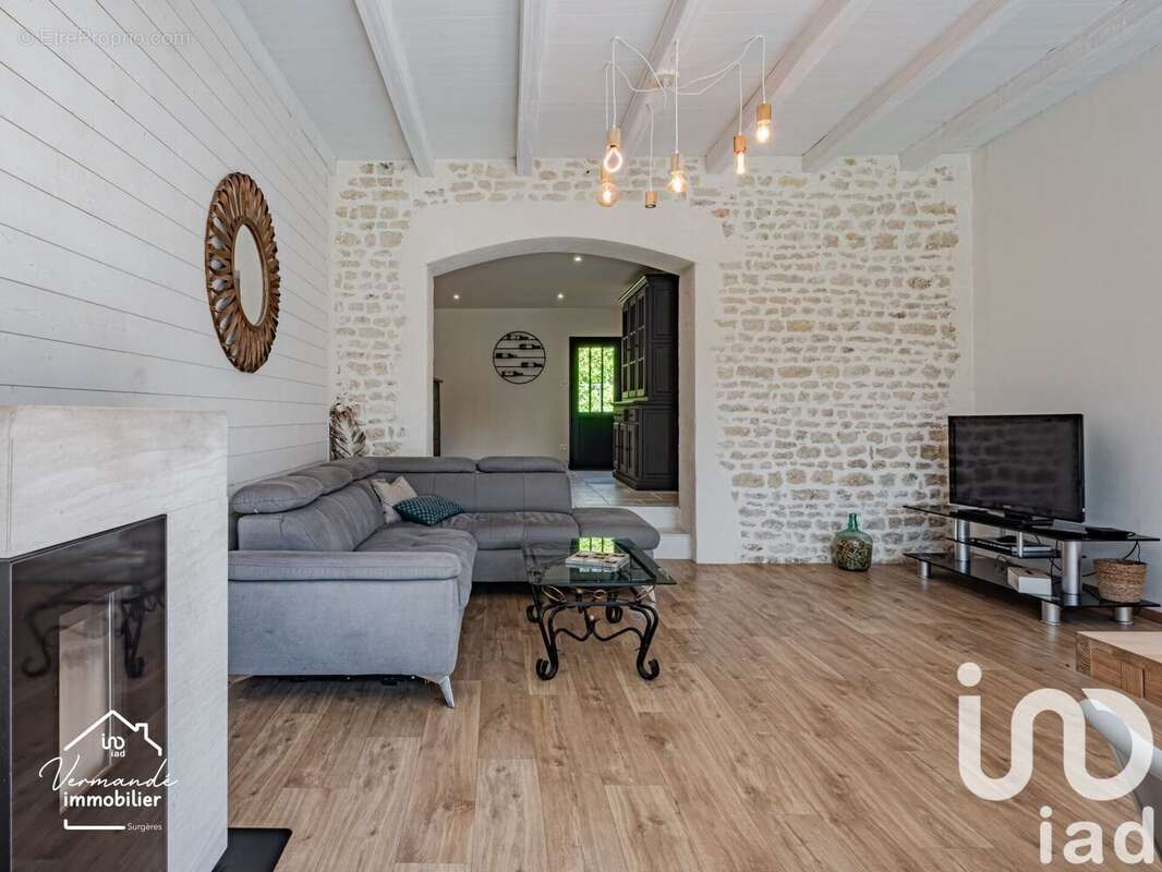 Photo 4 - Maison à TONNAY-BOUTONNE