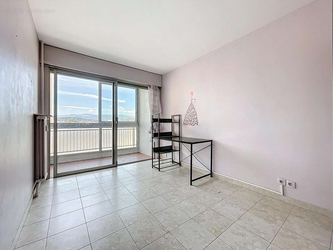 Photo 8 - Appartement à LE CANNET