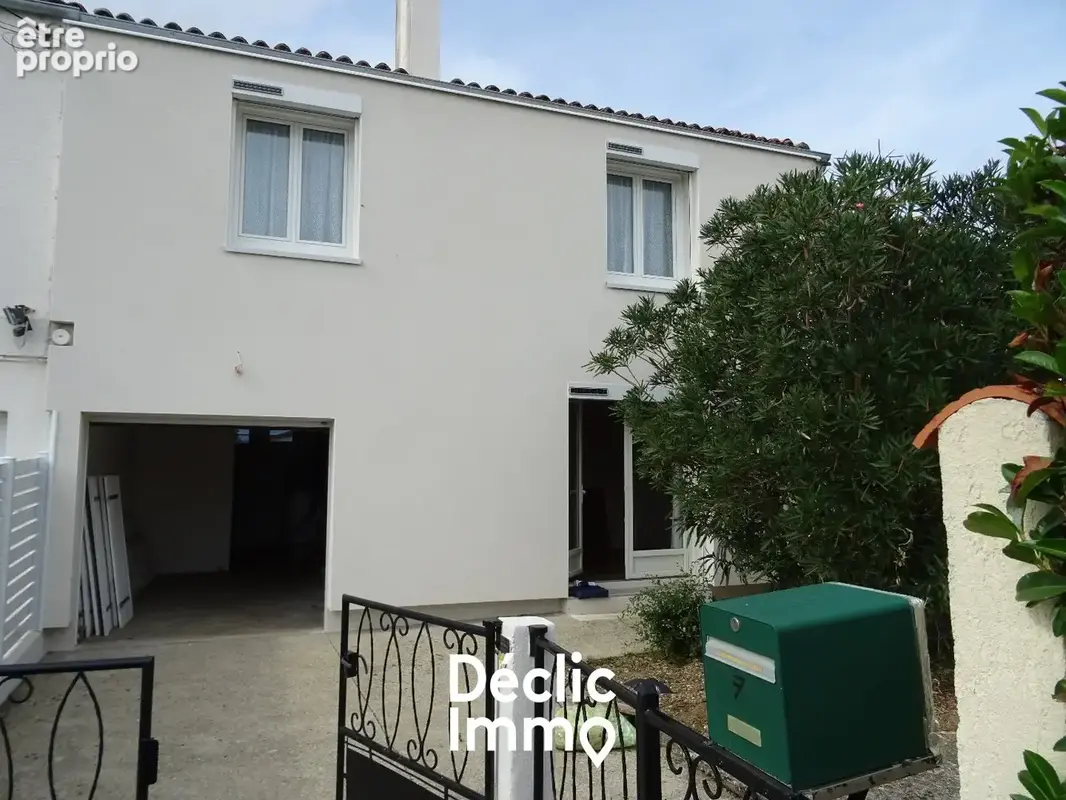 CHANIERS 17610- Maison Mitoyenne de 89 M2 sur Terrain de 458 m2 - photo 3