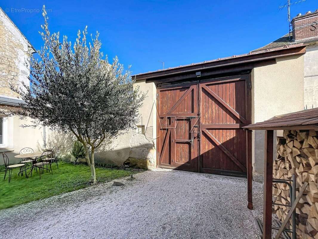 Maison à MARINES