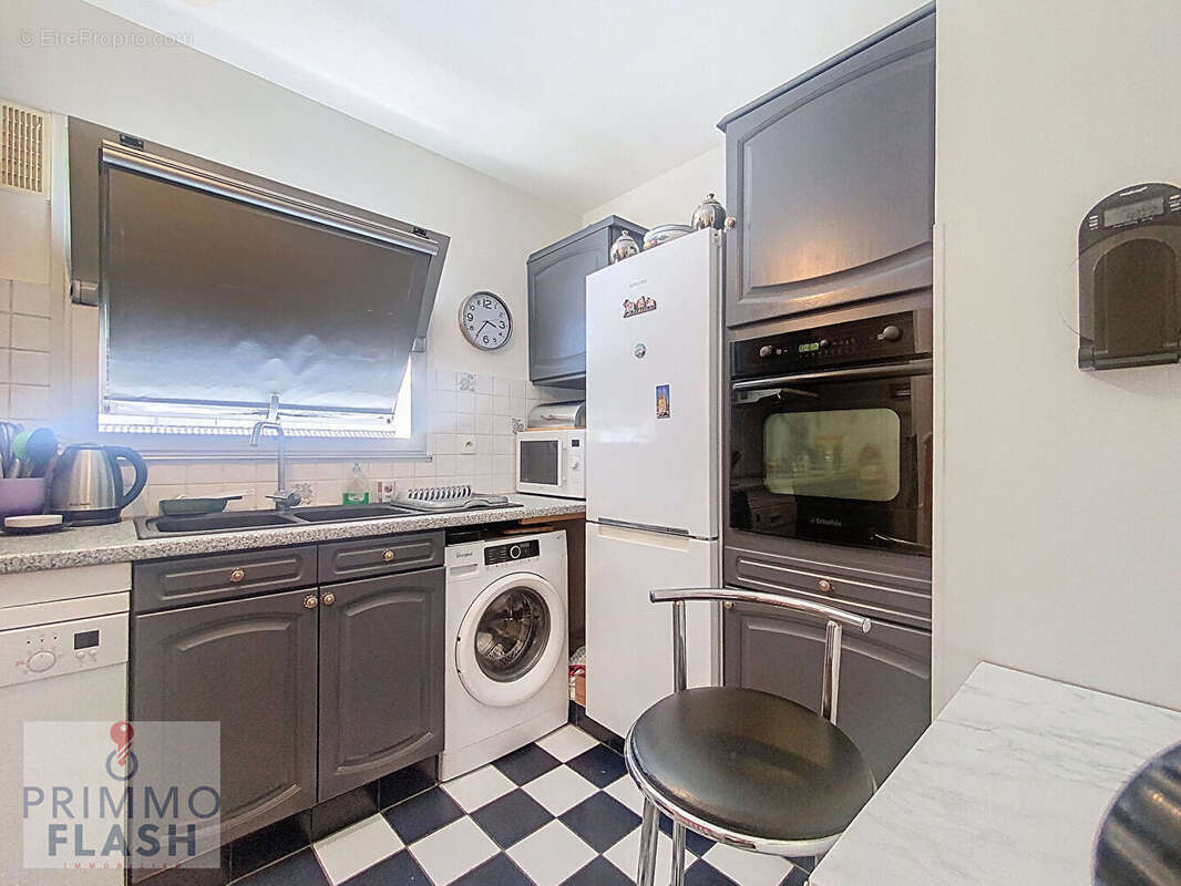 Appartement à AUBERVILLIERS