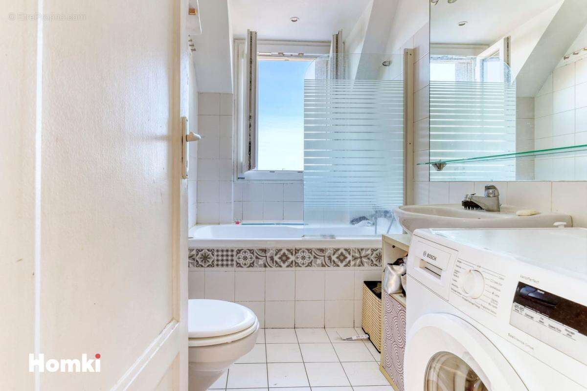 Appartement à PARIS-20E