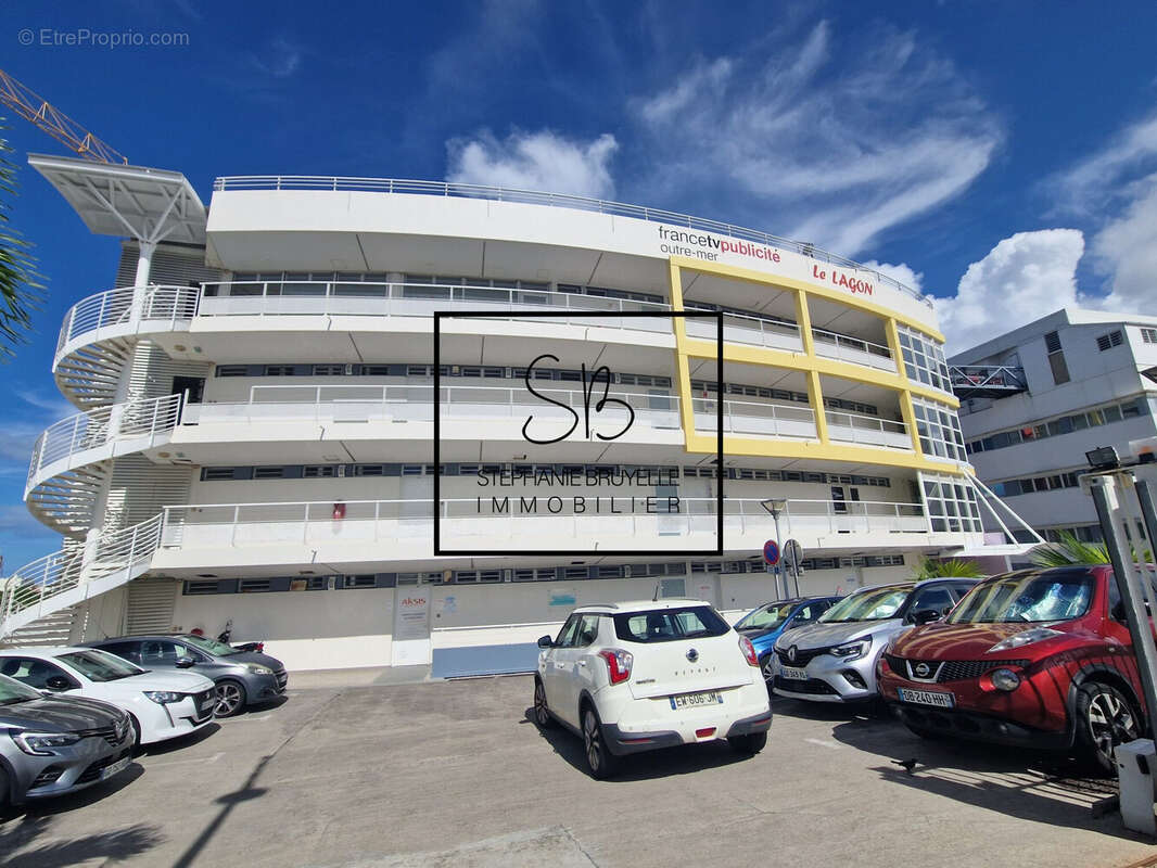 Commerce à FORT-DE-FRANCE