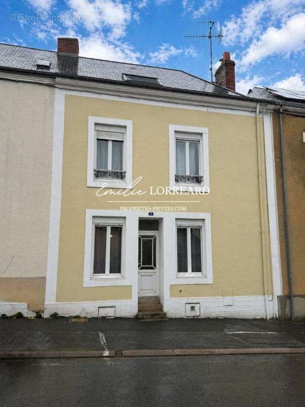 Maison à CONNERRE