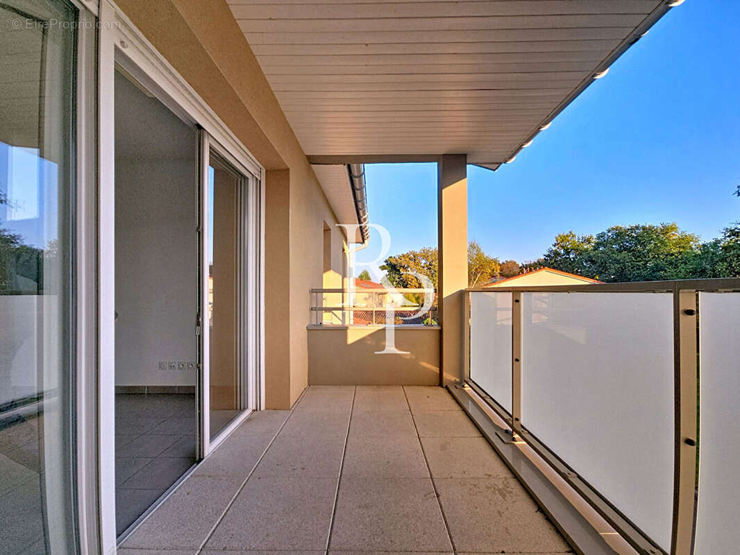 Appartement à CRAPONNE