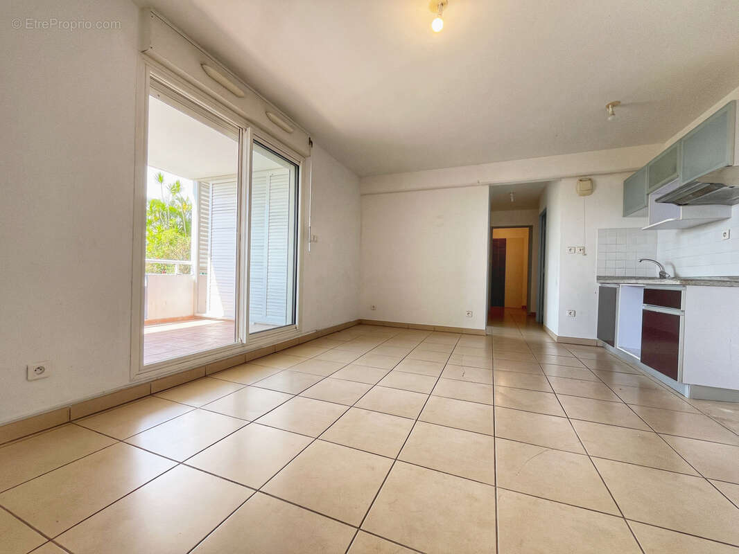 Appartement à SAINT-DENIS