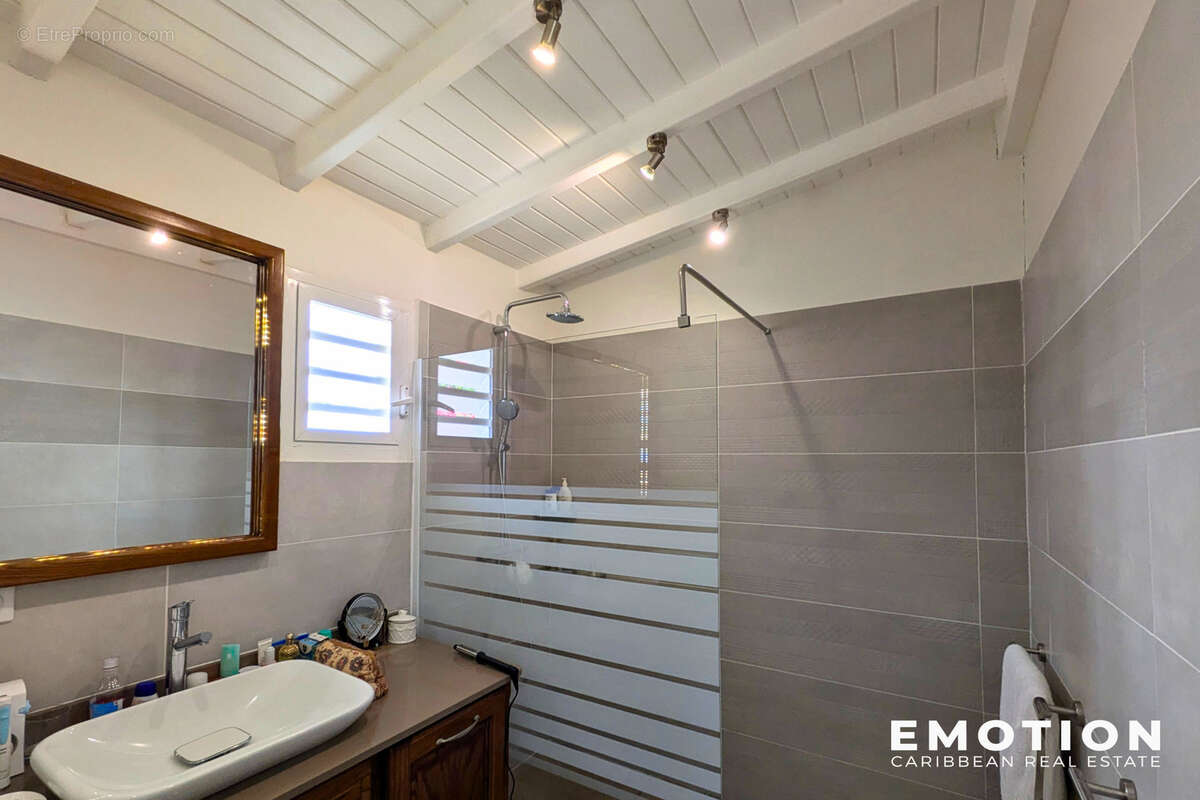 Maison à SAINT-FRANCOIS