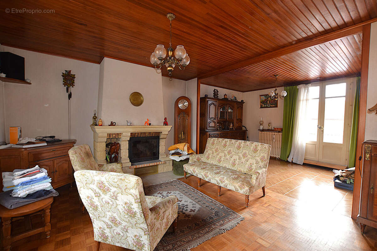 Maison à SAINT-PRIX