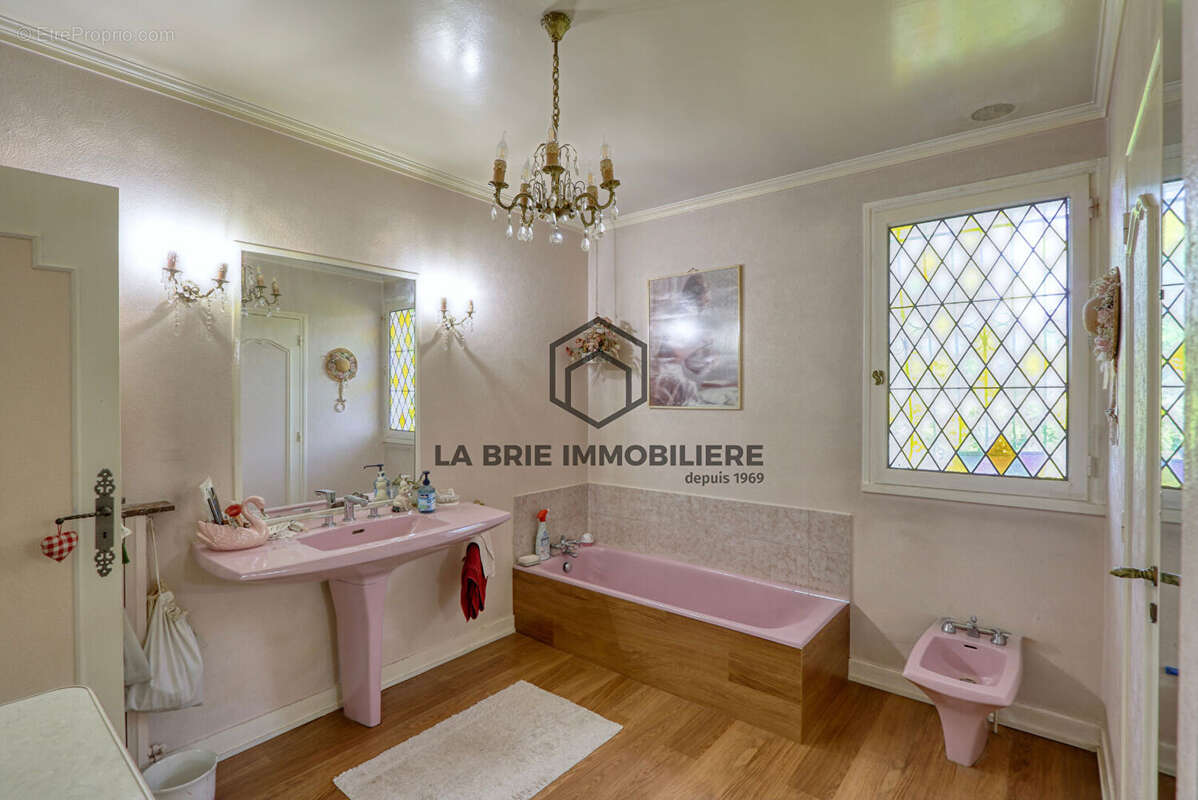 Maison à VILLECRESNES