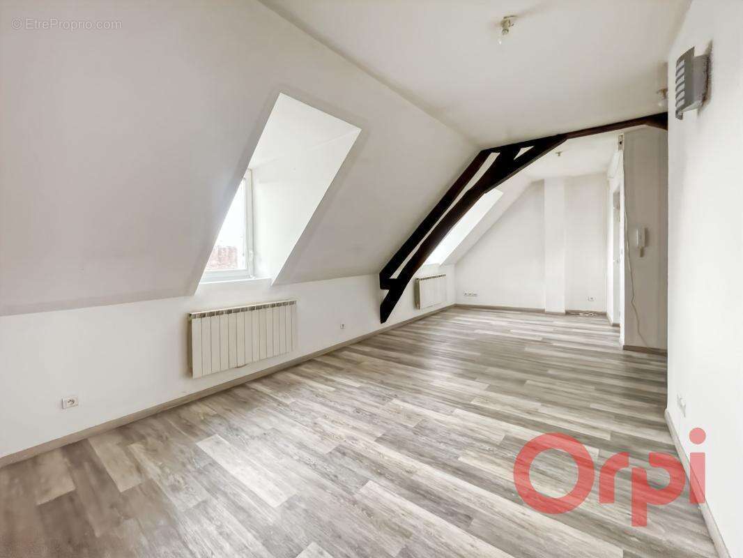 Appartement à SAINT-AMAND-MONTROND