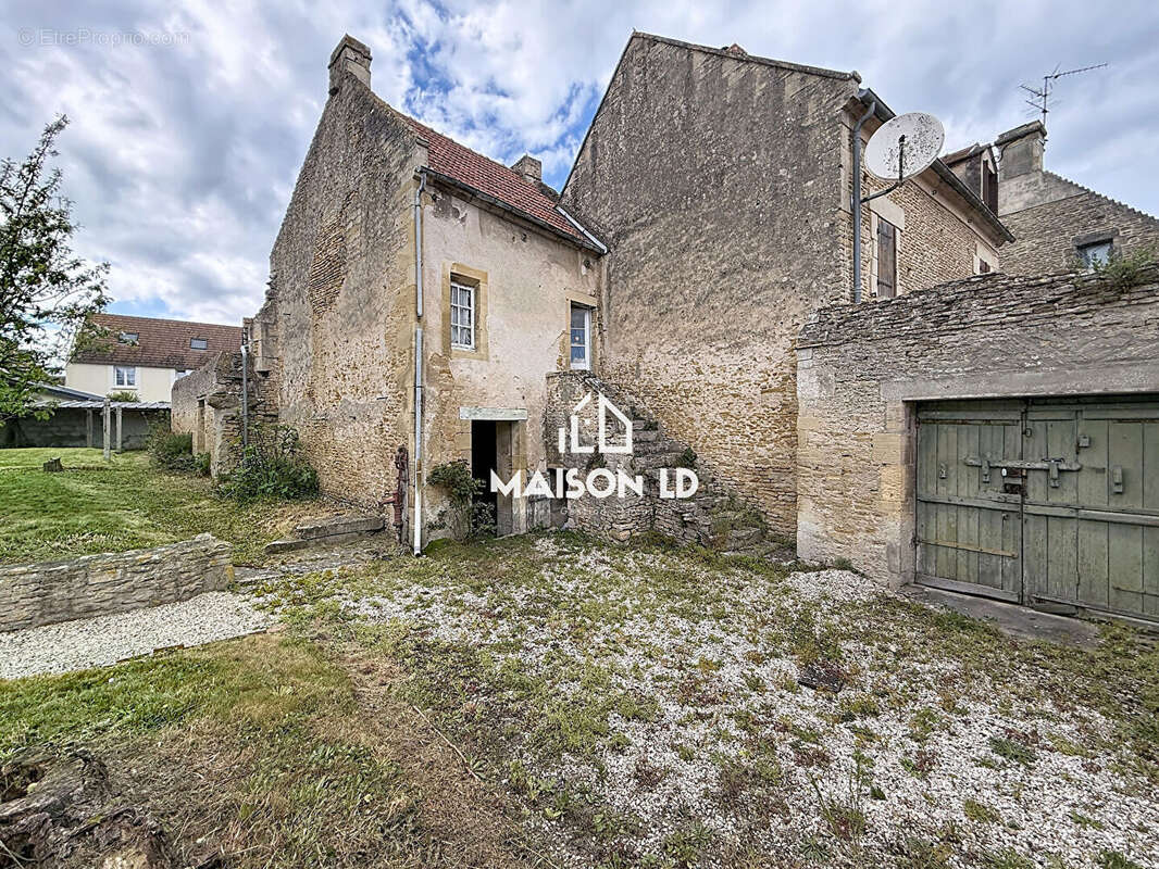 Maison à BERNIERES-SUR-MER