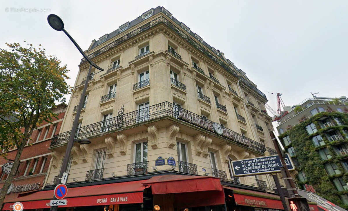 Appartement à PARIS-20E