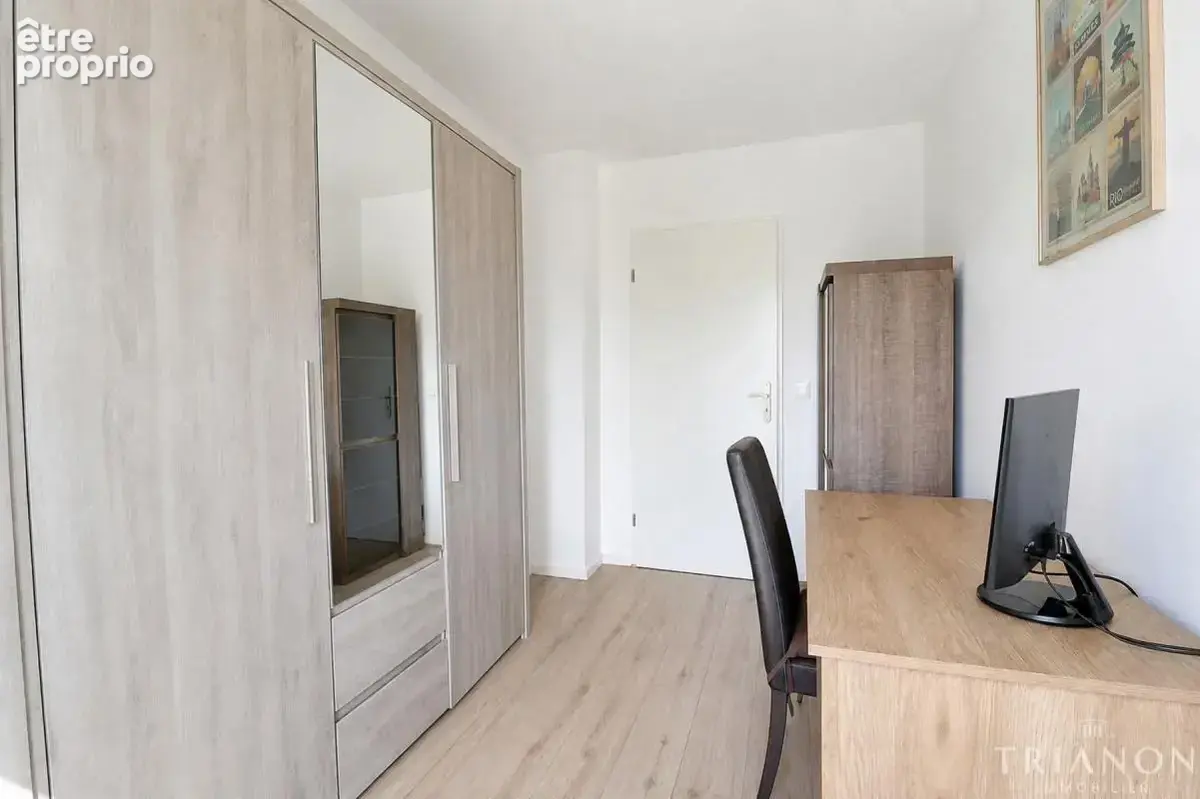 A Vendre sur Trappes - Appartement 4 pièces de 81 m² - Terrasse et balcon - 2 places de paking - photo 10