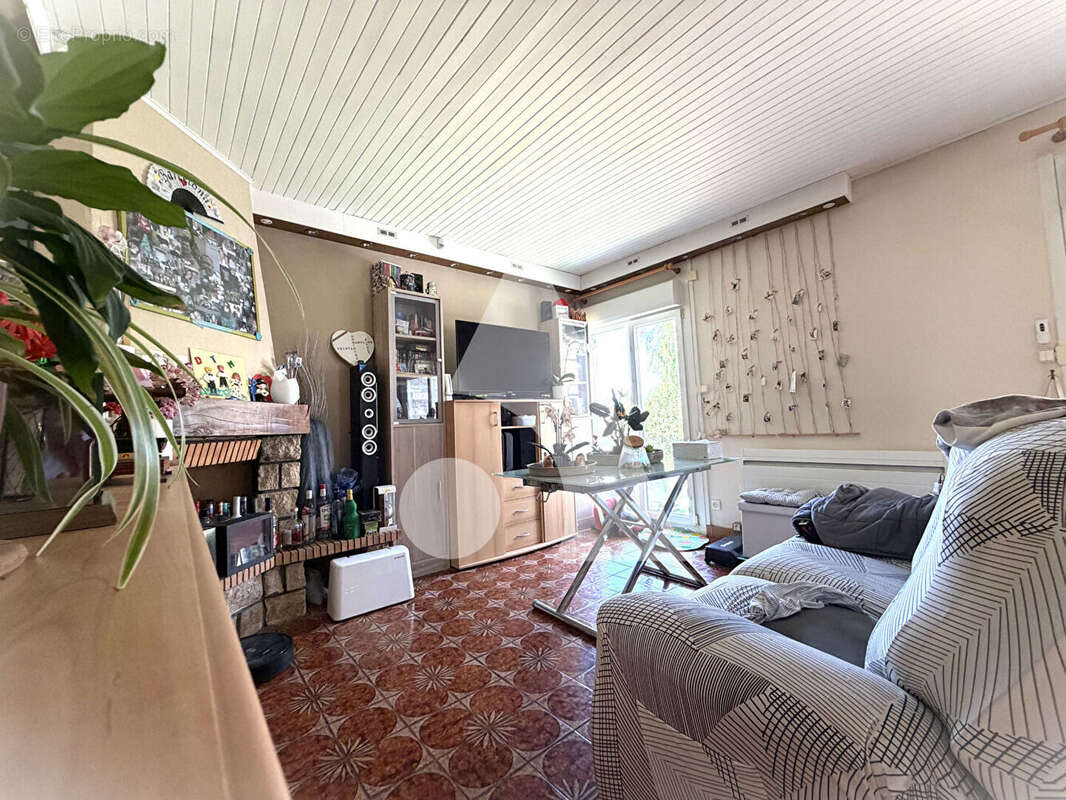 Maison Bouvières Aux Dames 4 pièce(s) 105 m2 - photo 3