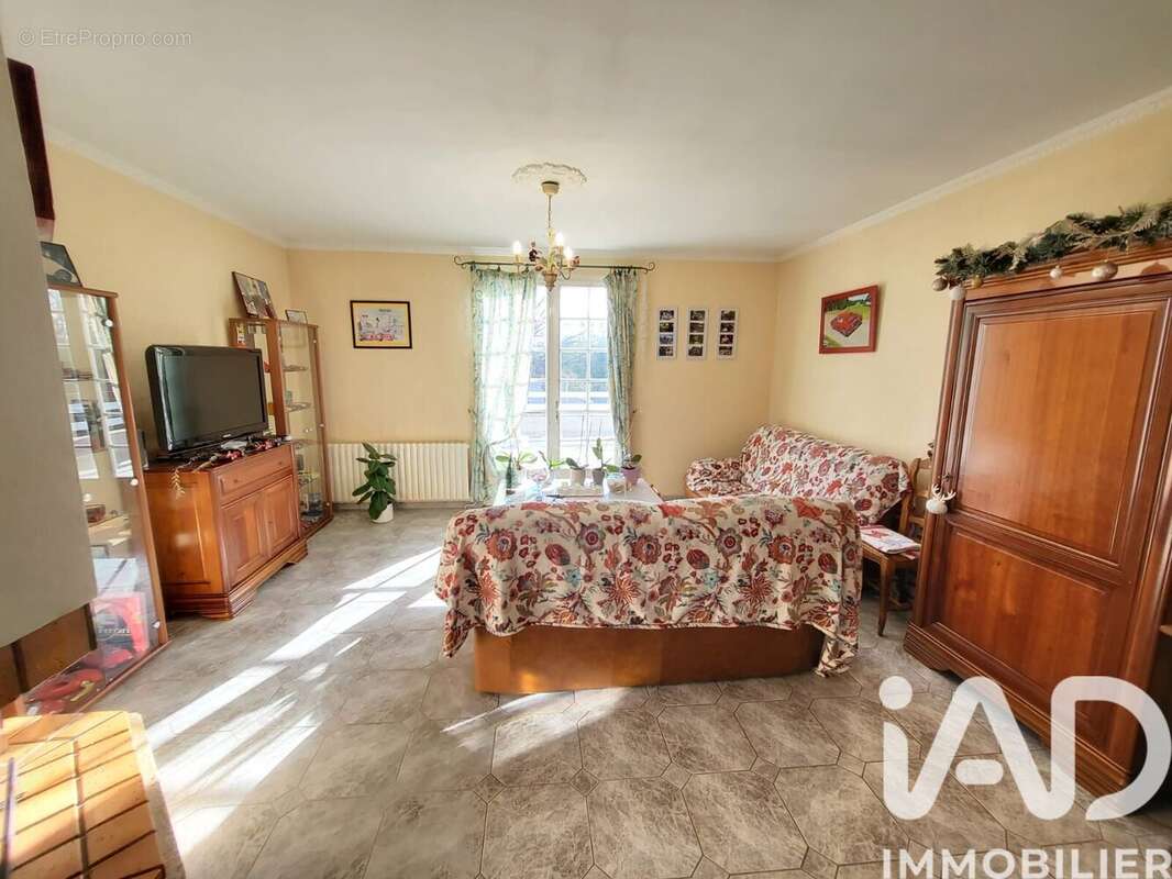 Photo 8 - Maison à CHATELLERAULT