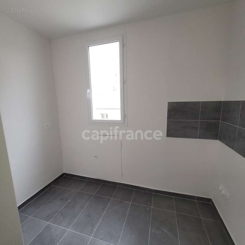Appartement à CLICHY