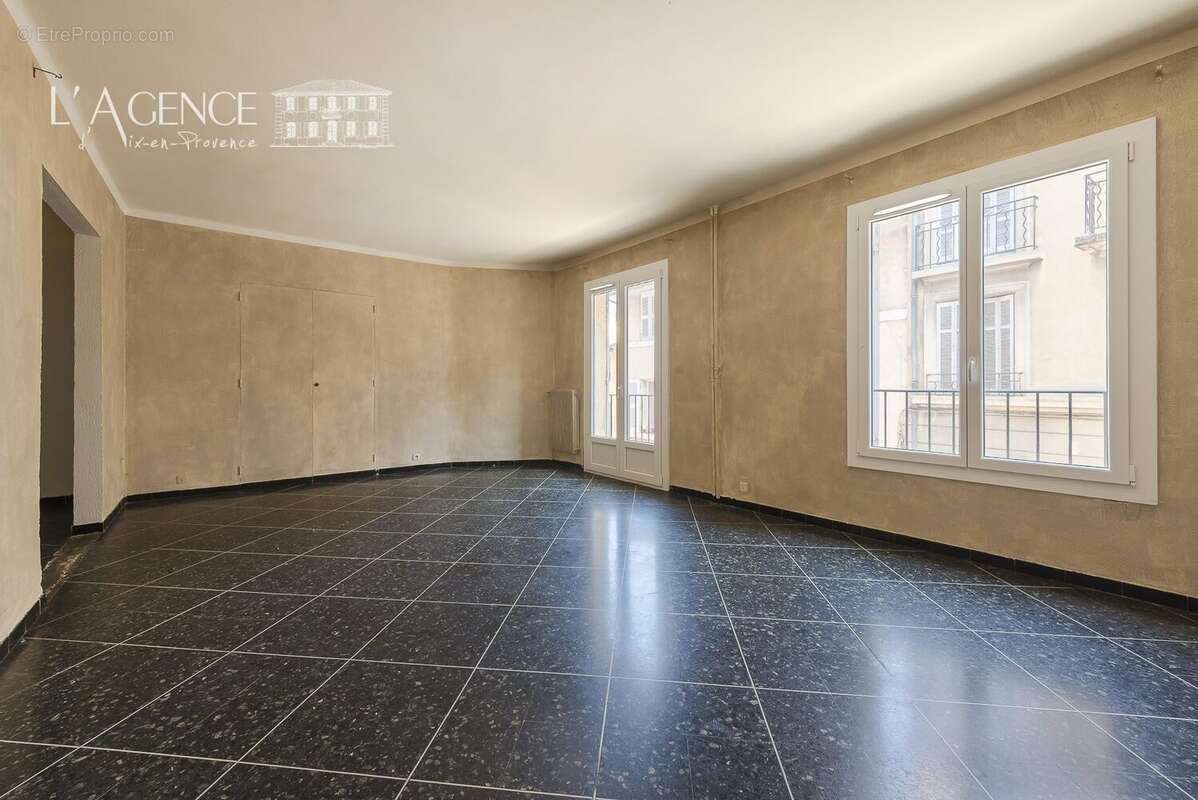 Appartement 123 m² à Aix-En-Provence  - photo 3