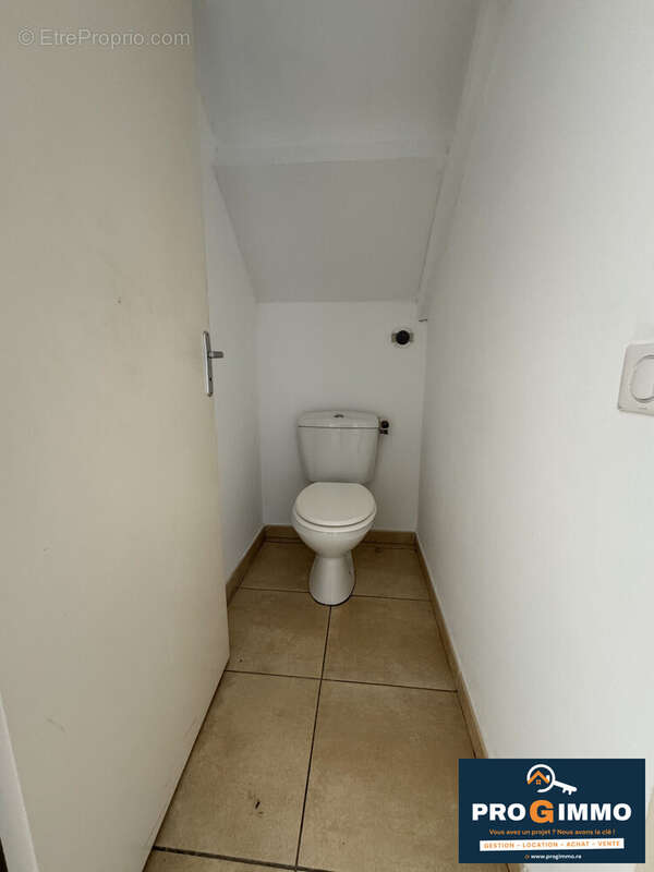 Appartement 74 m² à Saint-Pierre  - photo 4
