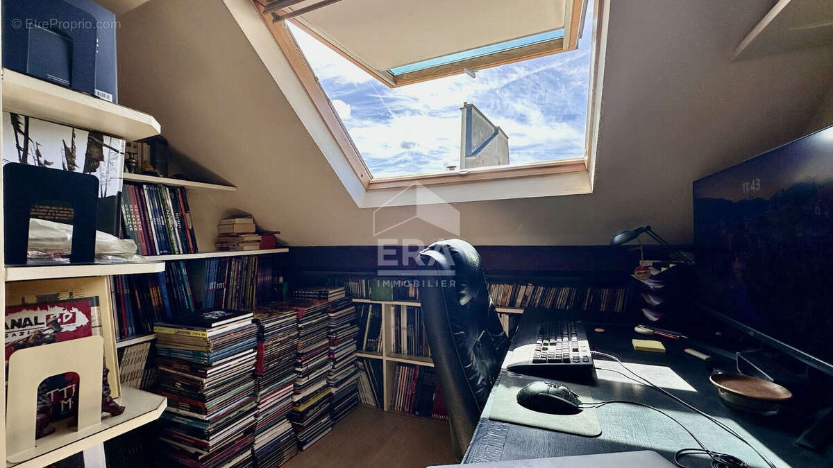 Appartement à PARIS-10E