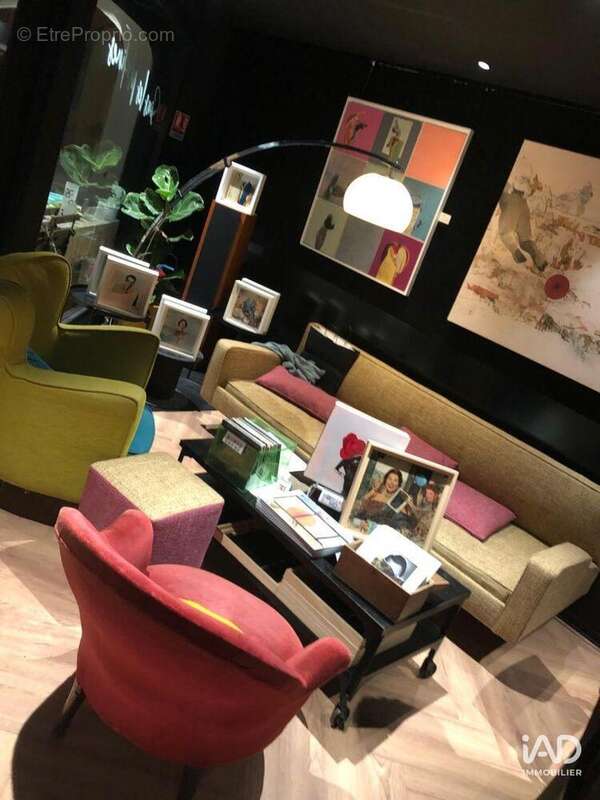 Photo 4 - Commerce à FREJUS