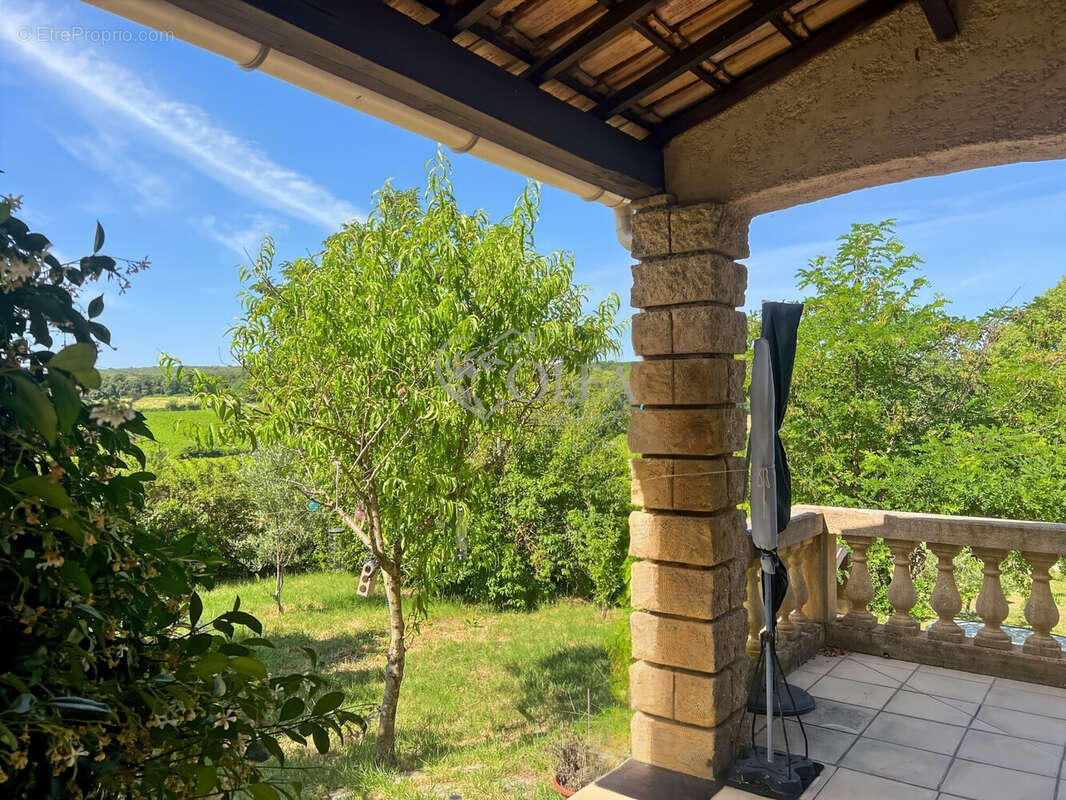 Maison 98 m² à Saint-Marcel-De-Careiret  - photo 5