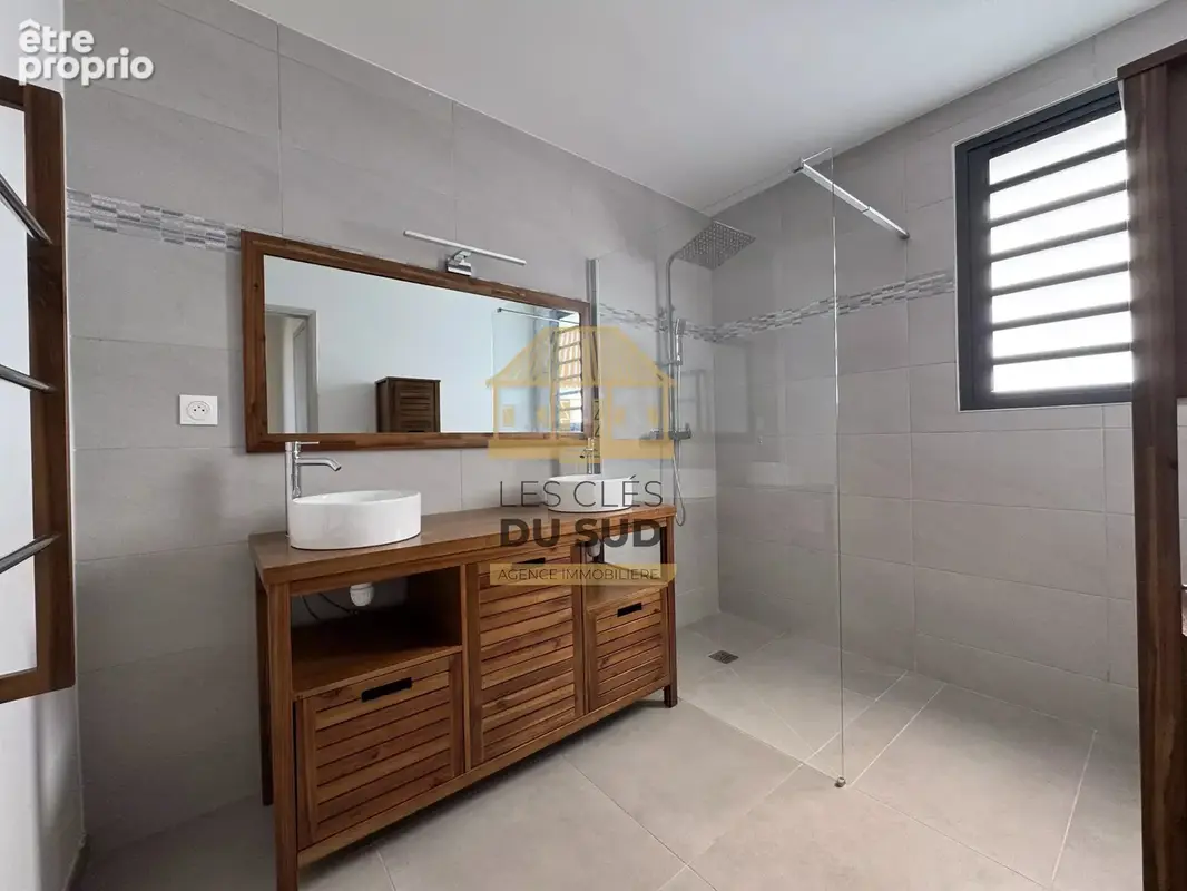 Petite-île – maison neuve 2025 avec vue mer – 3 chambres et terrasse - photo 8