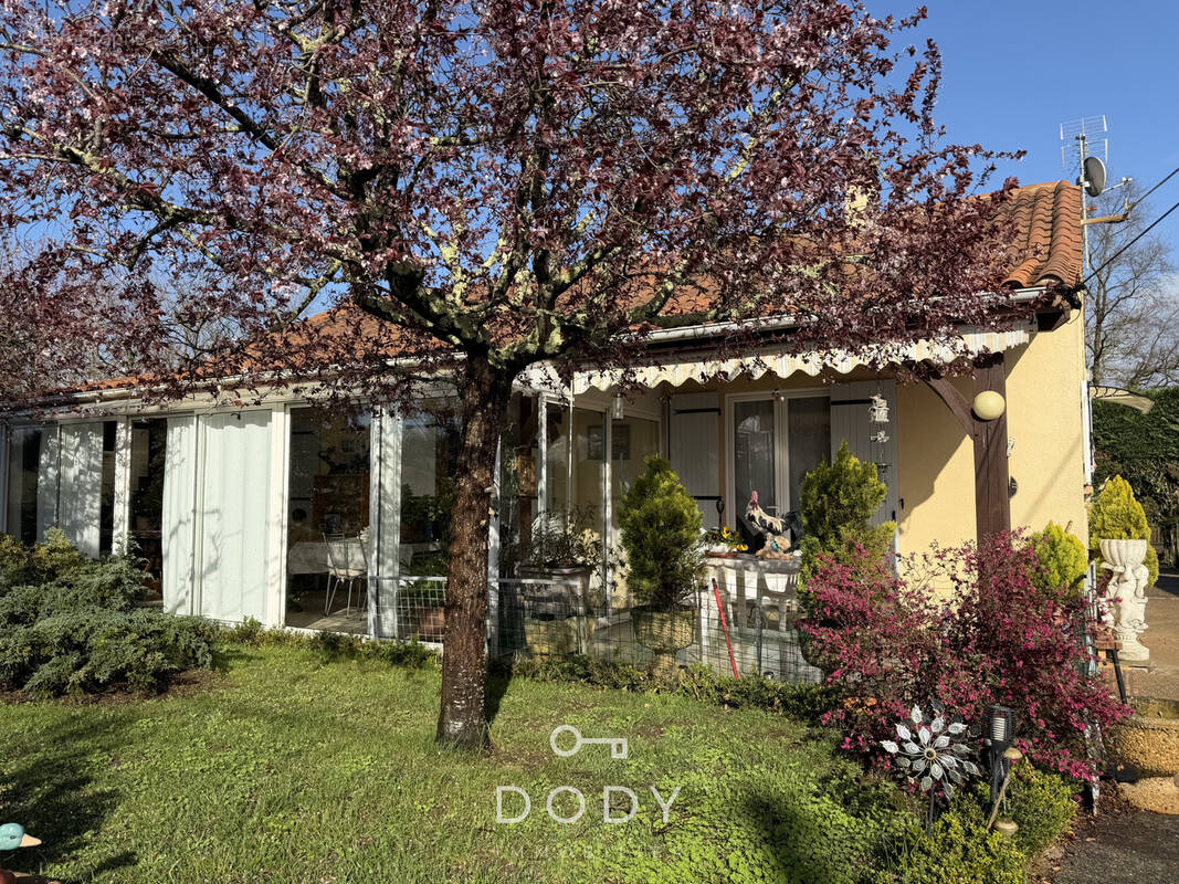 Maison à SAINT-PIERRE-D'EYRAUD