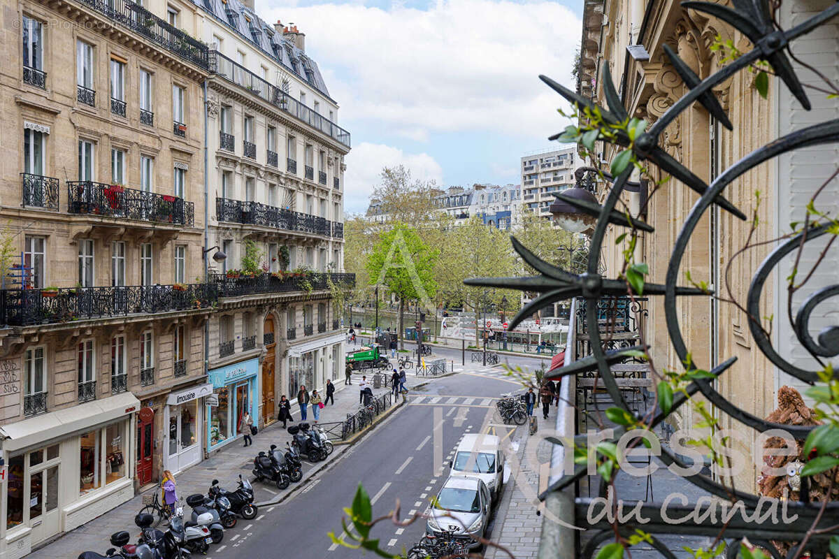 Appartement à PARIS-10E