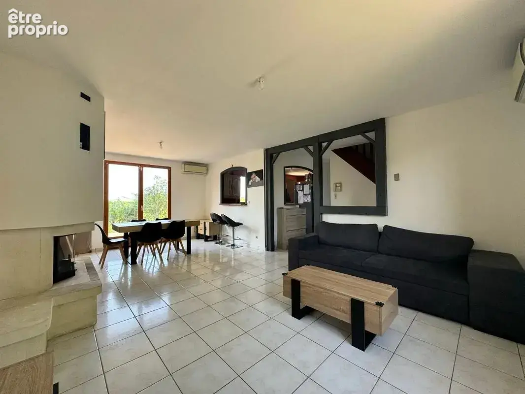 Maison de 6 pièces de 137 m² à Saint-Germain-des-Prés - photo 3