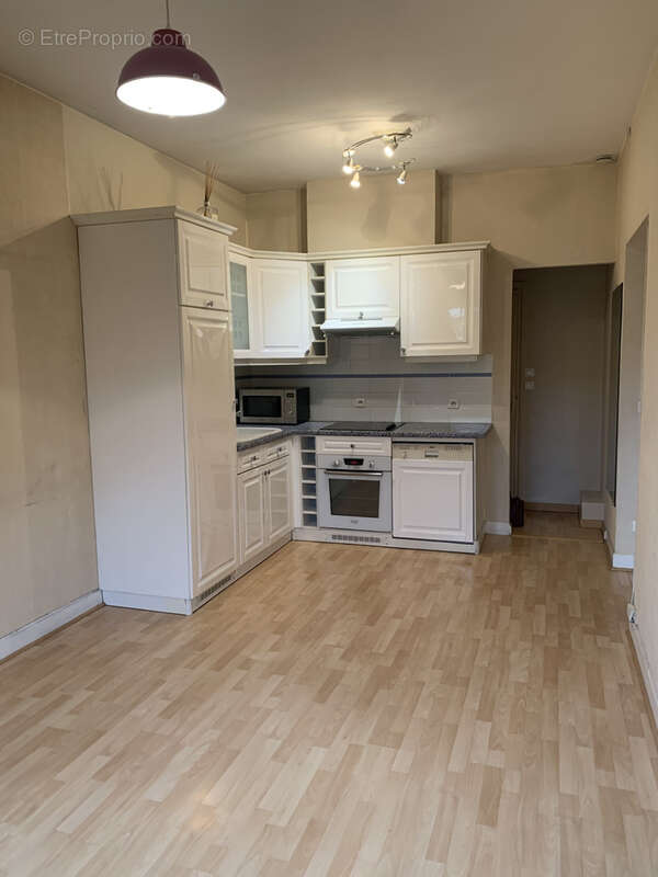 Appartement à SAINT-MAUR-DES-FOSSES