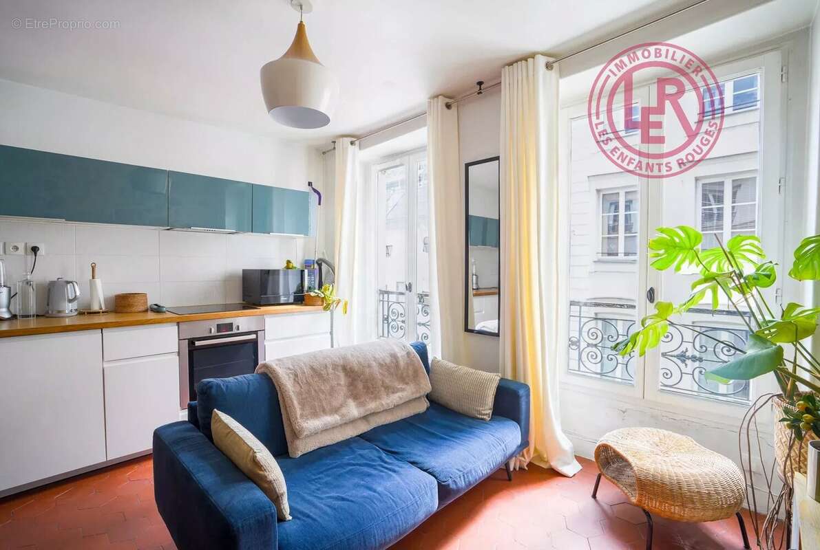 Appartement à PARIS-3E