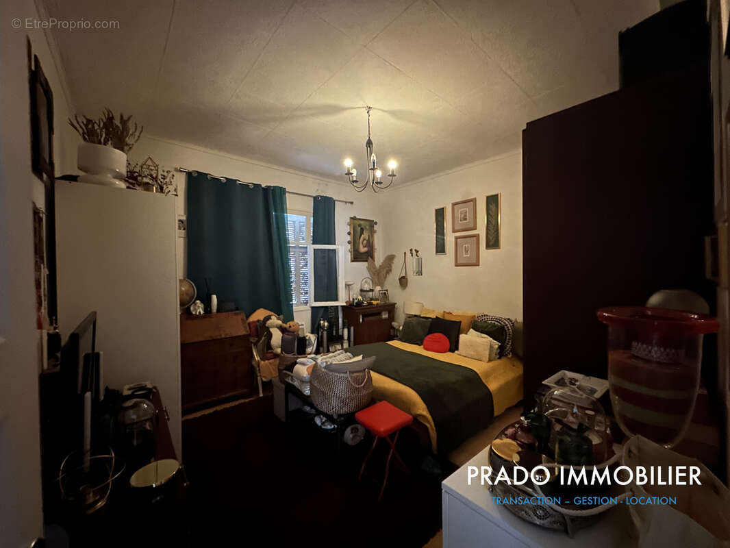 Appartement à MARSEILLE-7E