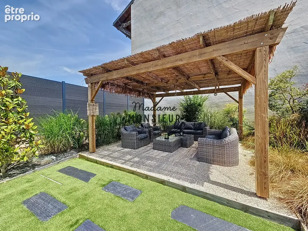 Propriété 280m2 avec jardin paysagé - photo 20