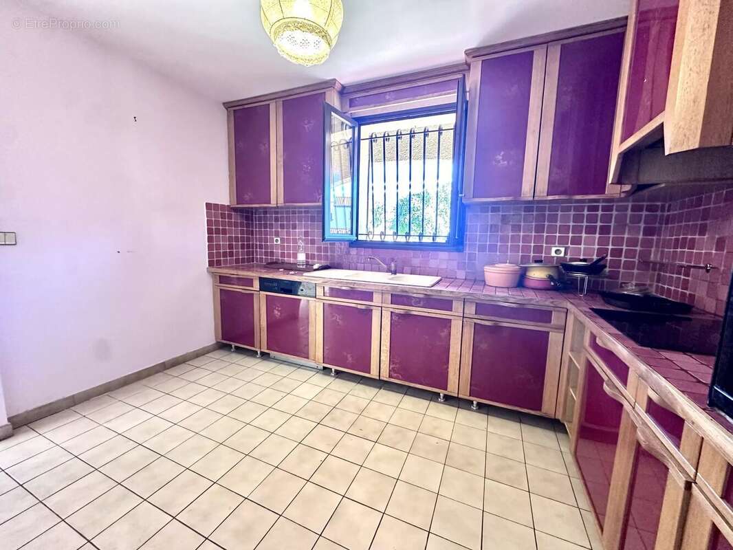 Maison à VILLENEUVE-DE-LA-RAHO