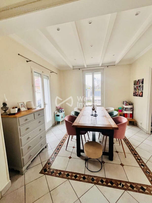 Maison à CLAYE-SOUILLY