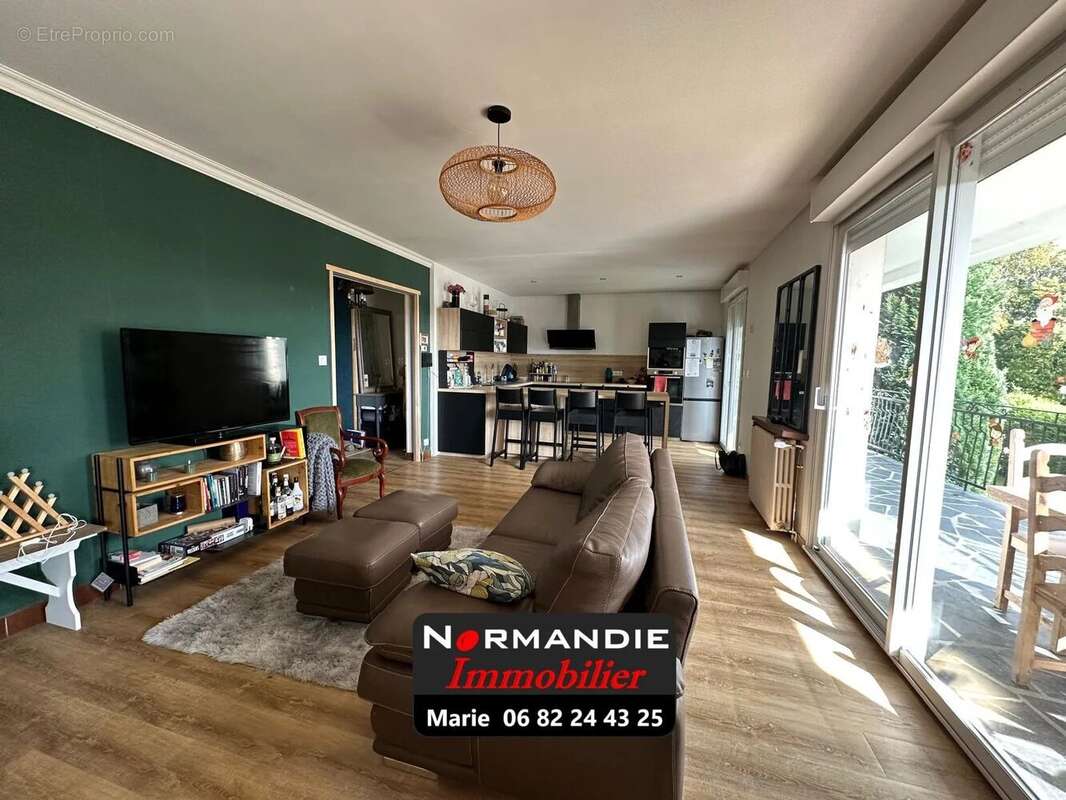 Maison à LA FRENAYE