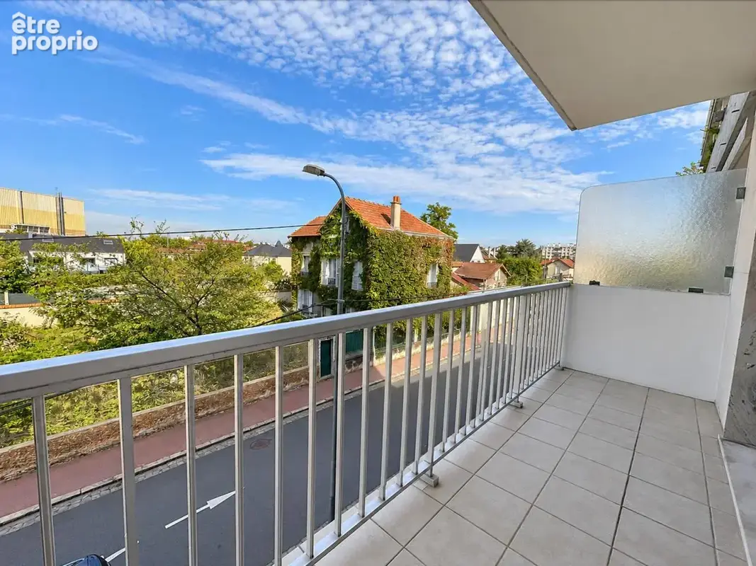 À vendre   f1 traversant de 29,56 m2 avec balcon - photo 1