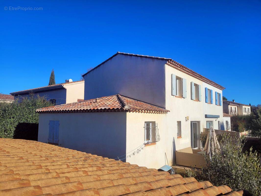 Maison à VINON-SUR-VERDON