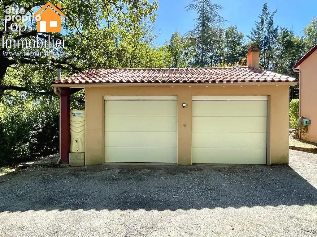 Maison plain pied 4 chambres avec piscine, double garage et parc arboré - photo 18