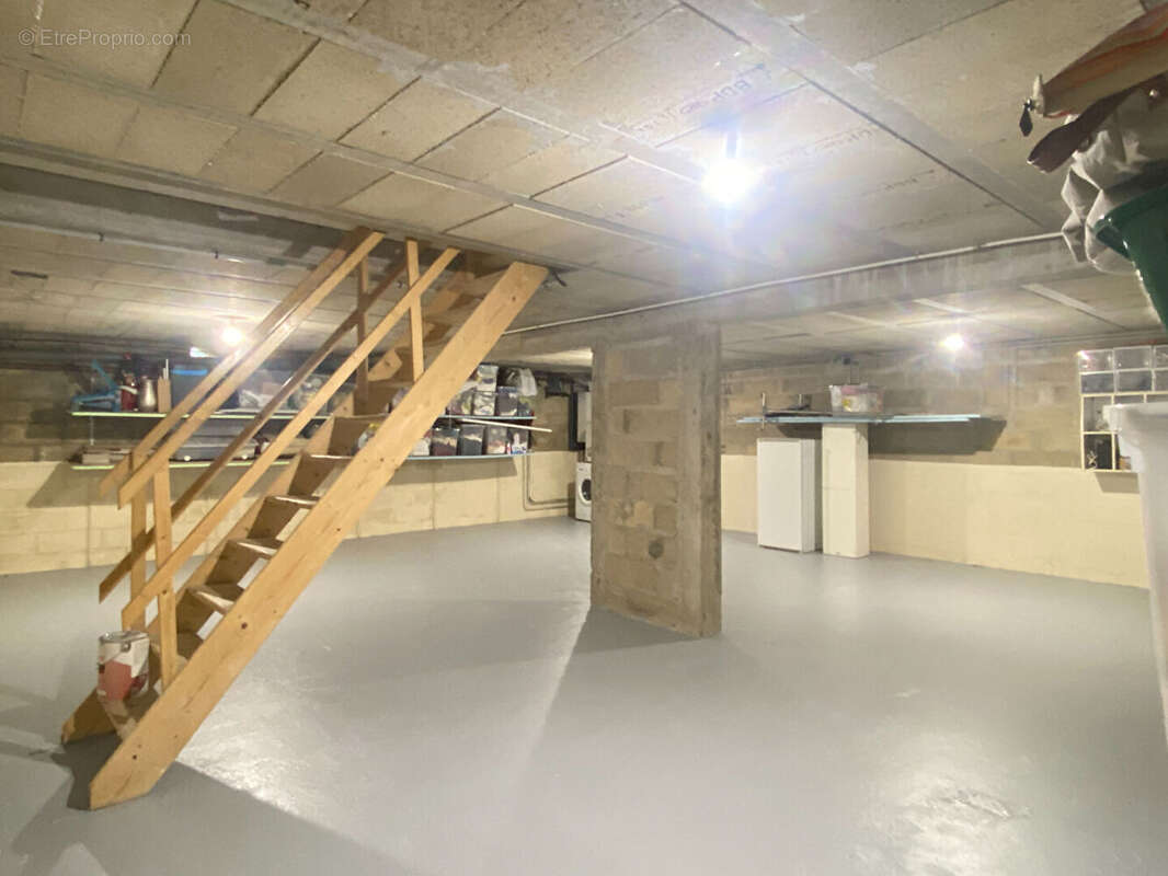 Maison à MEZY-SUR-SEINE