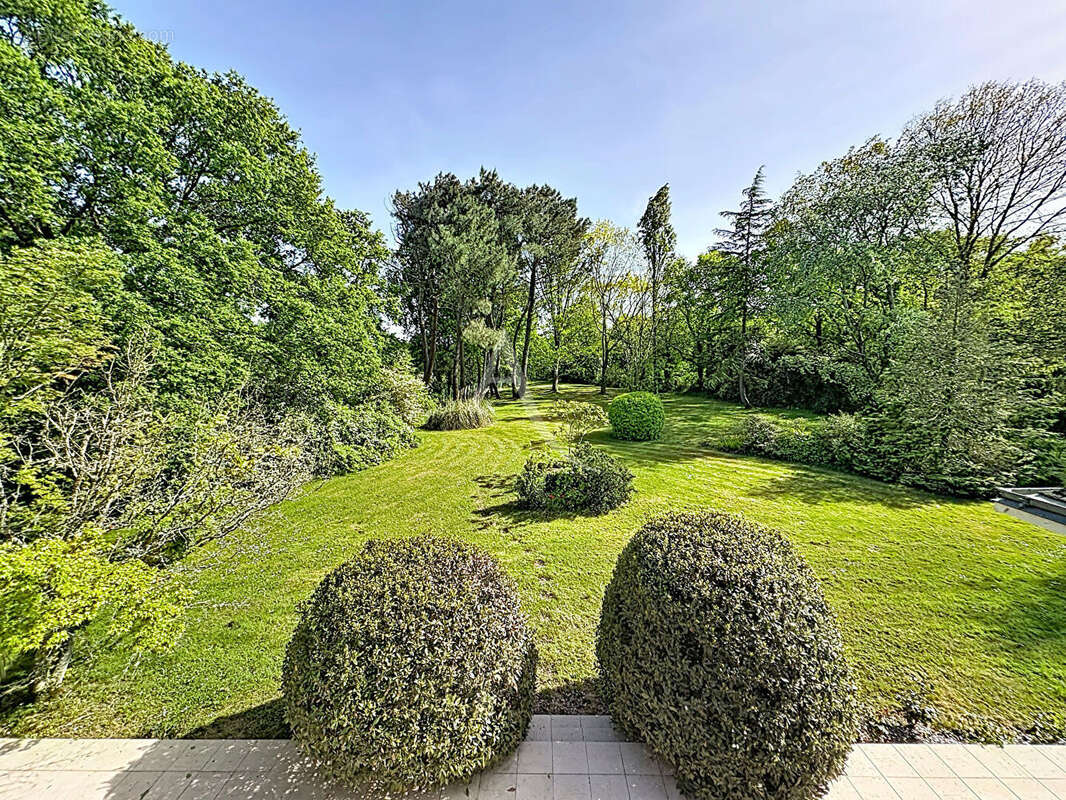 Carquefou Est, Propriété de charme 230 m²  au sol. - photo 15