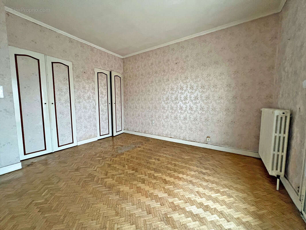 Maison à VILLENEUVE-TOLOSANE