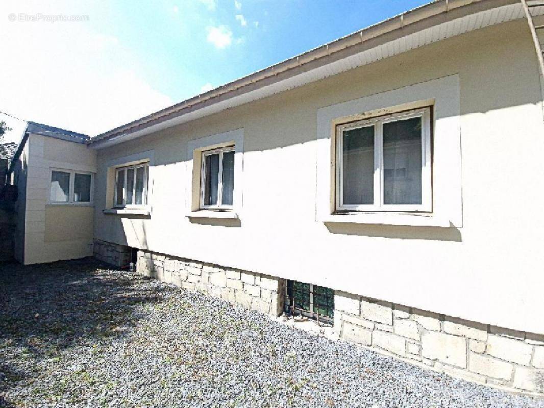 Maison à MONTATAIRE