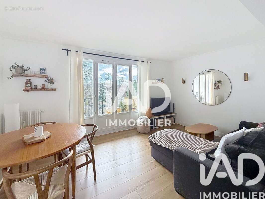 Appartement 61 m² à Les Clayes-Sous-Bois  - photo 3