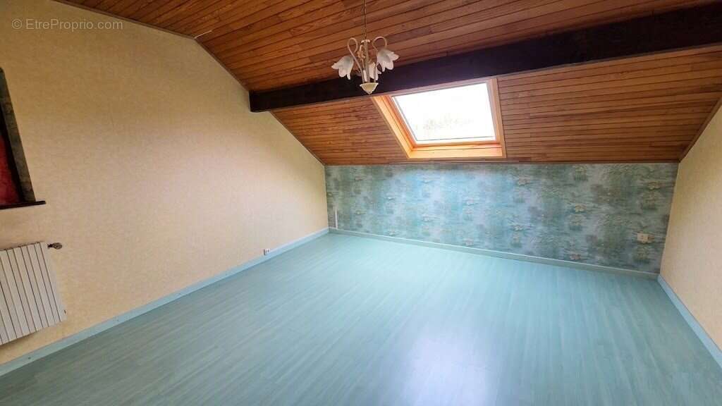 Maison à AUDINCOURT