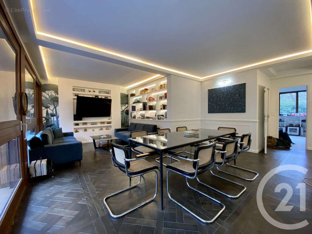 Appartement à LA CELLE-SAINT-CLOUD