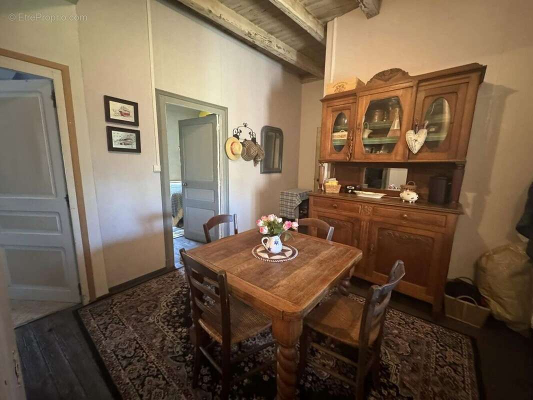 Maison à MAGNAC-LAVAL