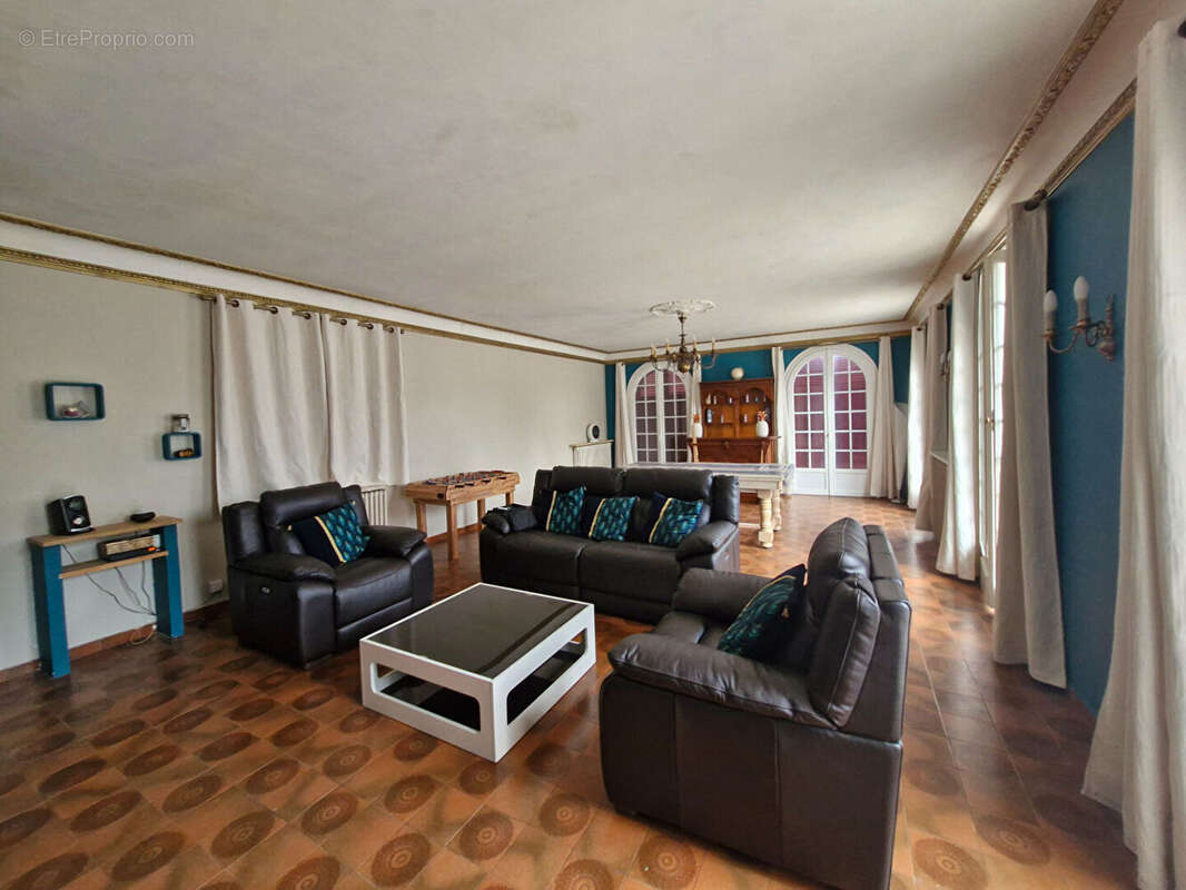 Maison à BELIN-BELIET